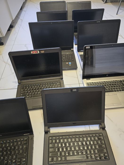 Laptopy hp,dell,Intel pentium i5,i7 na części bądź do naprawy