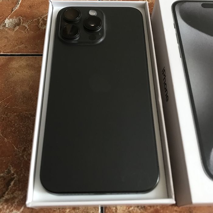 IPhone 15 Pro Max 512GB купити по доступній ціні на OLX