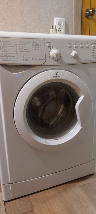 Продам Стиральную машинку