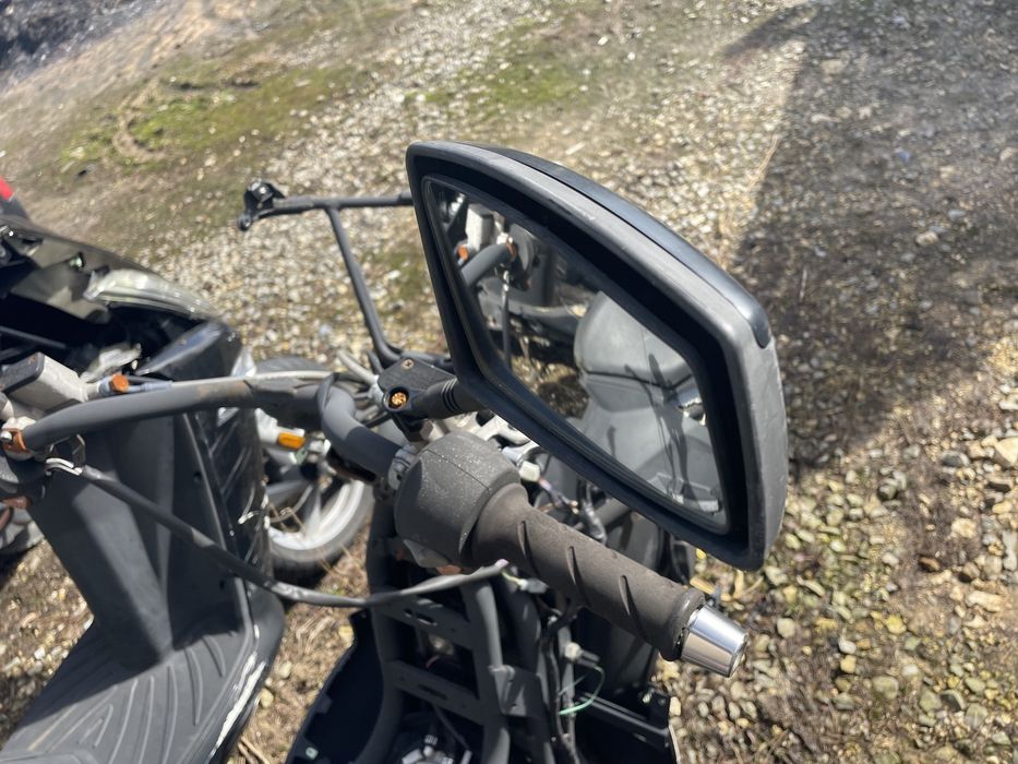 Lusterko kompletne Peugeot Satelis 125