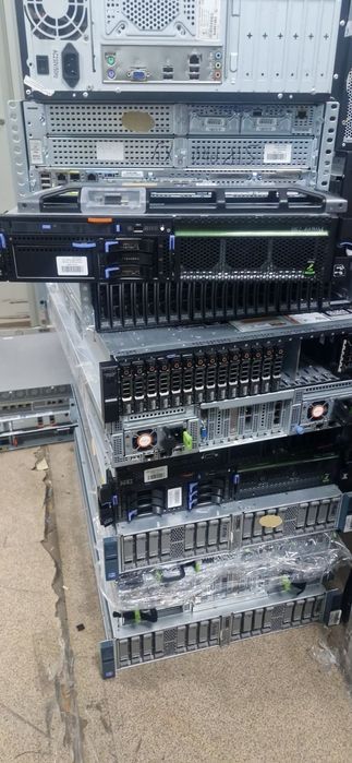 Продам сервер, ноутбук, манитор