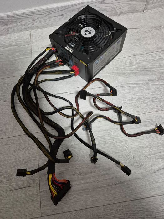 Модульний блок живлення 650W Chieftec CFT-650-14CS