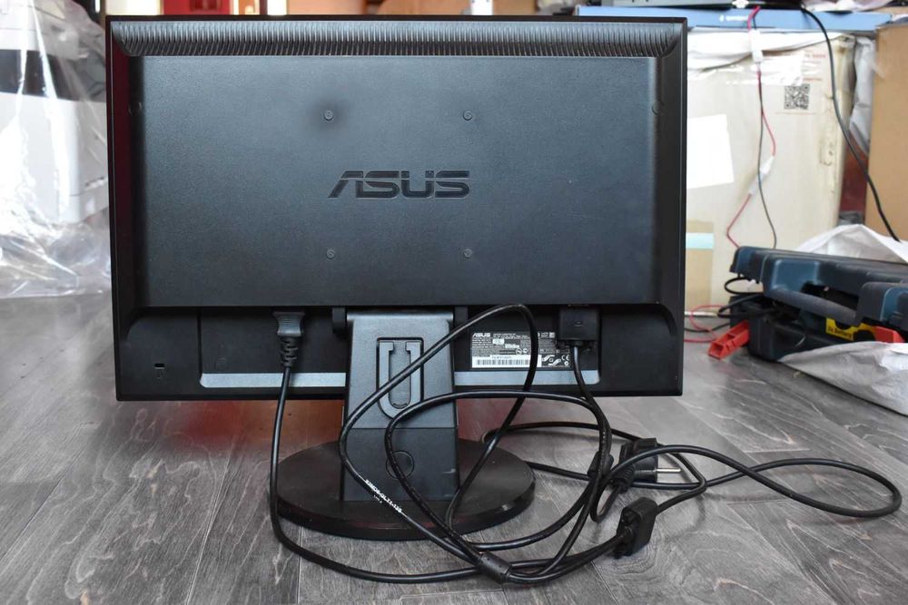 Продам 19" TFT-монитор Asus