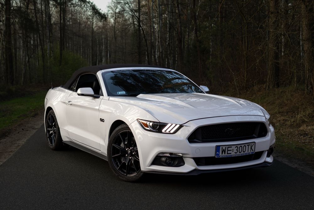 Mustang CABRIO amg camaro mercexws audi RS wynajem wypożyczalnia aut