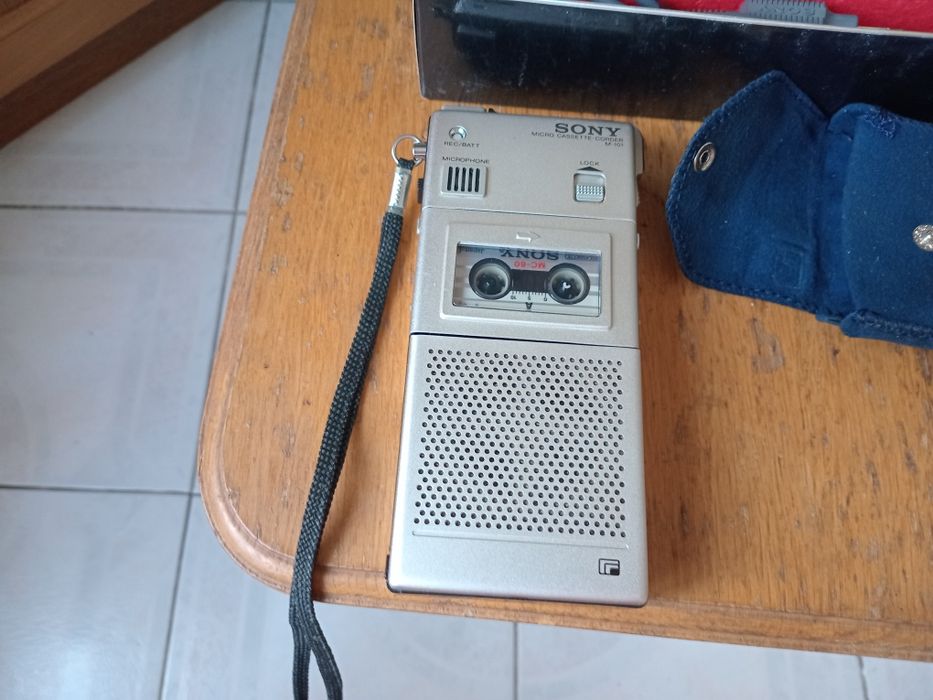 Диктофон Sony M-101