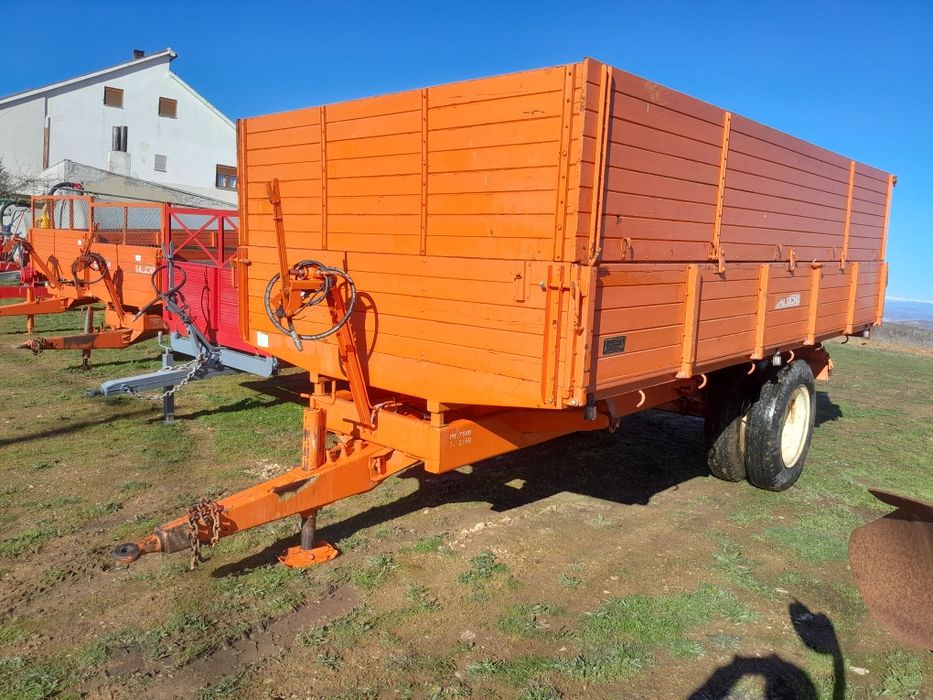 Reboques agrícolas galucho basculantes