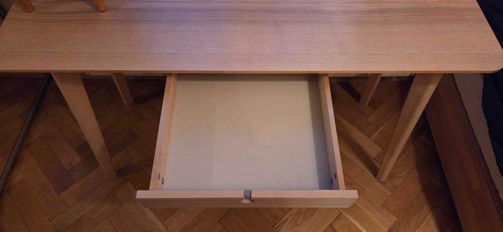 Biurko IKEA Lisabo