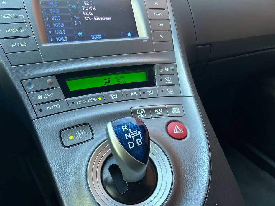 Toyota Prius      2015