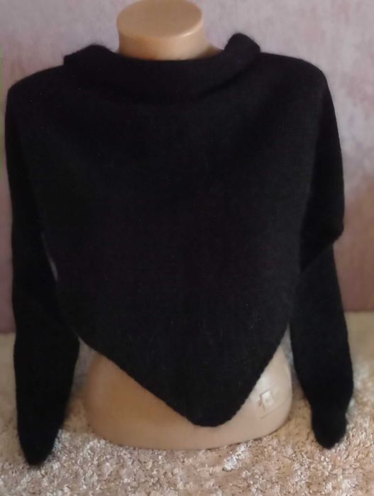 Бактус платок снуд из очень мягкой пряжи ангора.