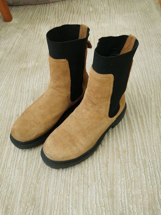 Botki Reserved damskie zamsz