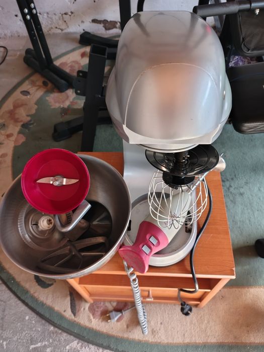 Sprzedam robot Clatronic