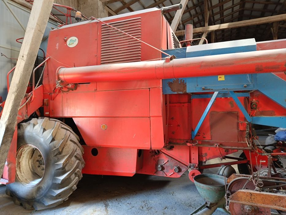 Kombajn Super Bizon Z056