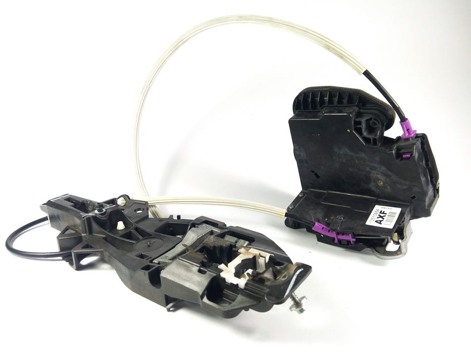 Chevrolet Camaro SS zamek drzwi prawych 2016-18