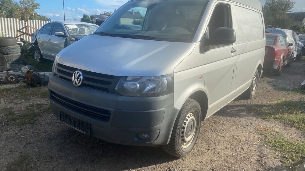 Разборка VW T5 2.0 TDI 2011
