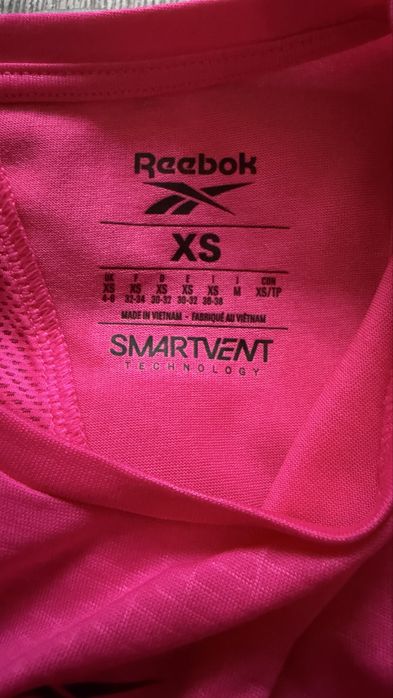 Нова спортивна футболка Reebok, розмір ХС