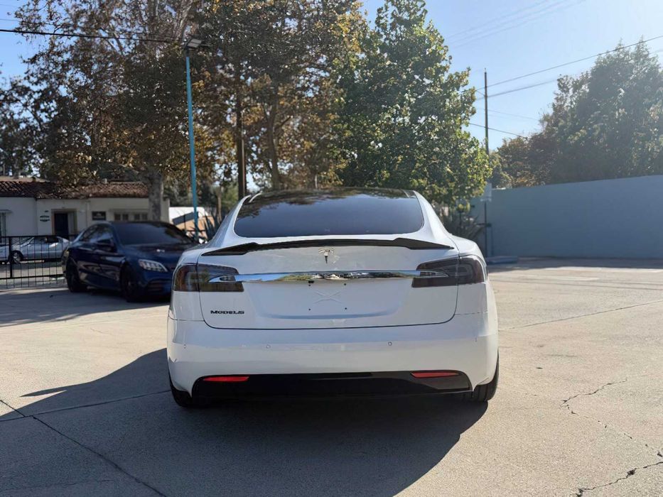 Tesla Model S 75D      2016