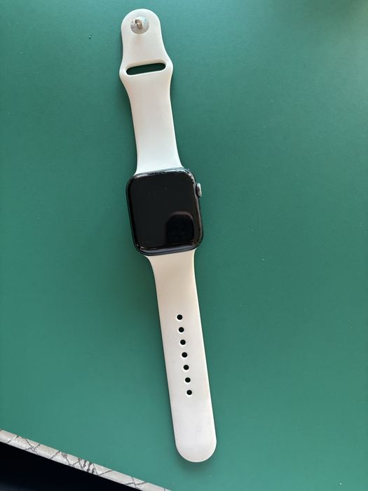 Apple Watch SE 44mm