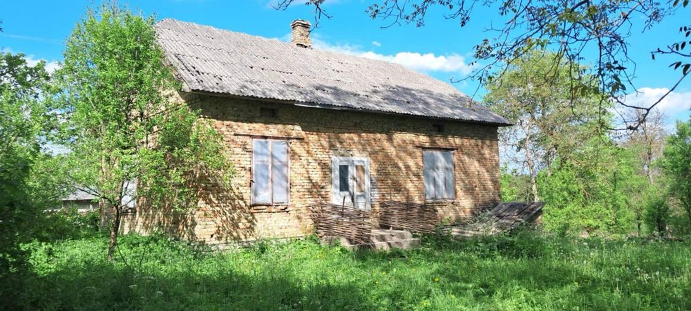 Продаємо будинок