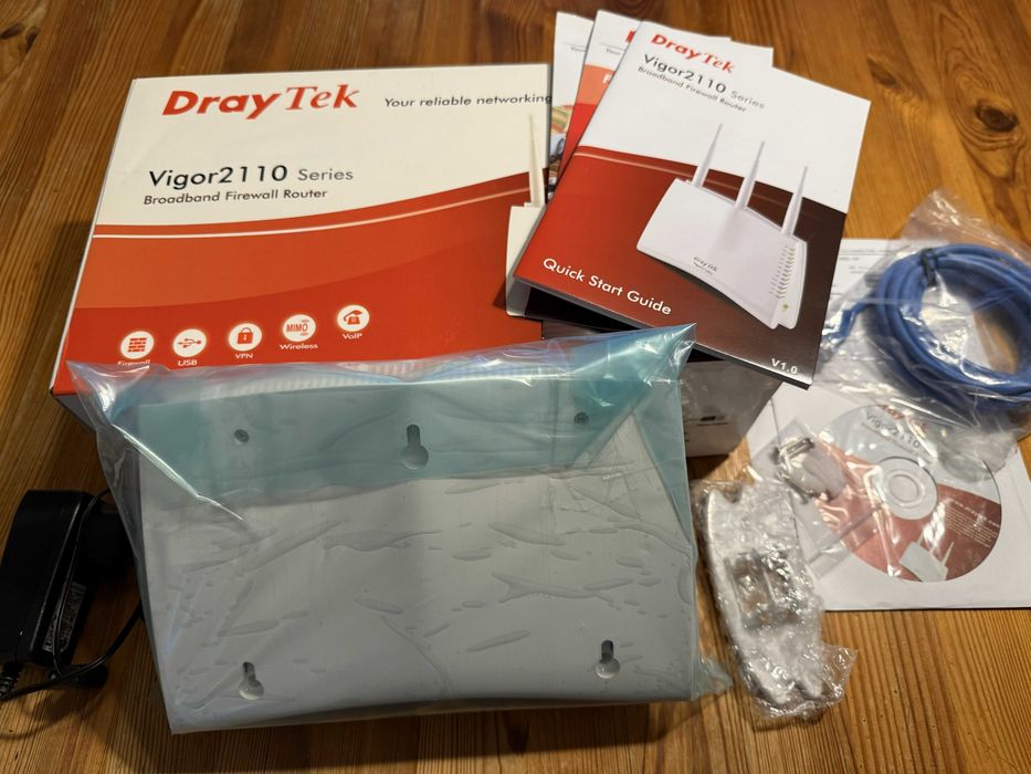 Router DrayTek Vigor2110