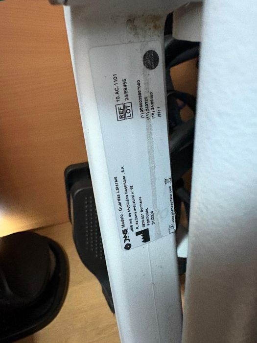 Cama articulada semi-electrica + colchão viscoelástico / como nova