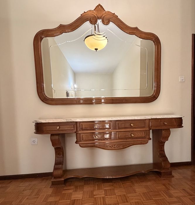 Vendo quarto + credencia com espelho