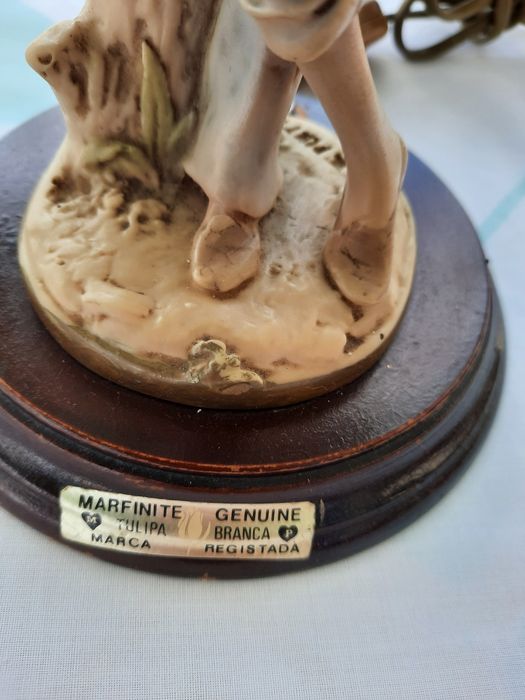 Candeeiro vintage em marfinite