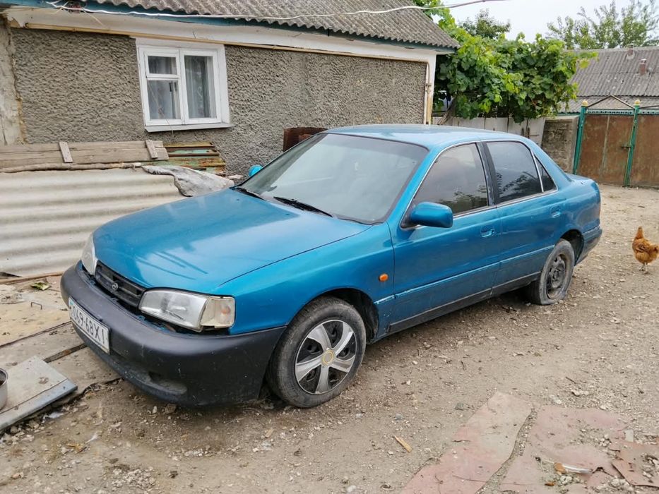 Hyundai lantra 1992