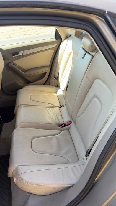 AUDI A4 B8 2.0tdi