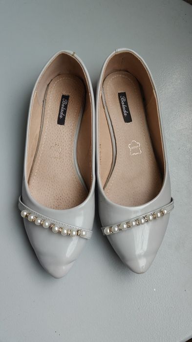 Balerinki szare lakierowane