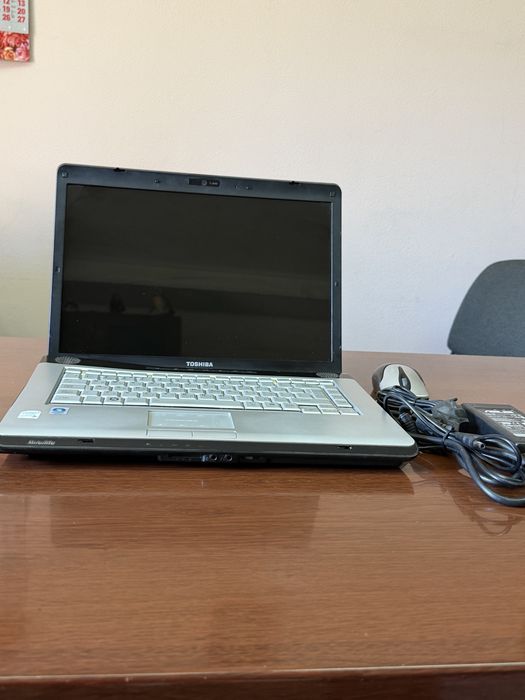 Ноутбук Toshiba Satellite A200 2/160GB + мишка Logitech
