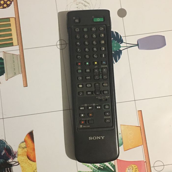 Pilot tv video sony rm 838