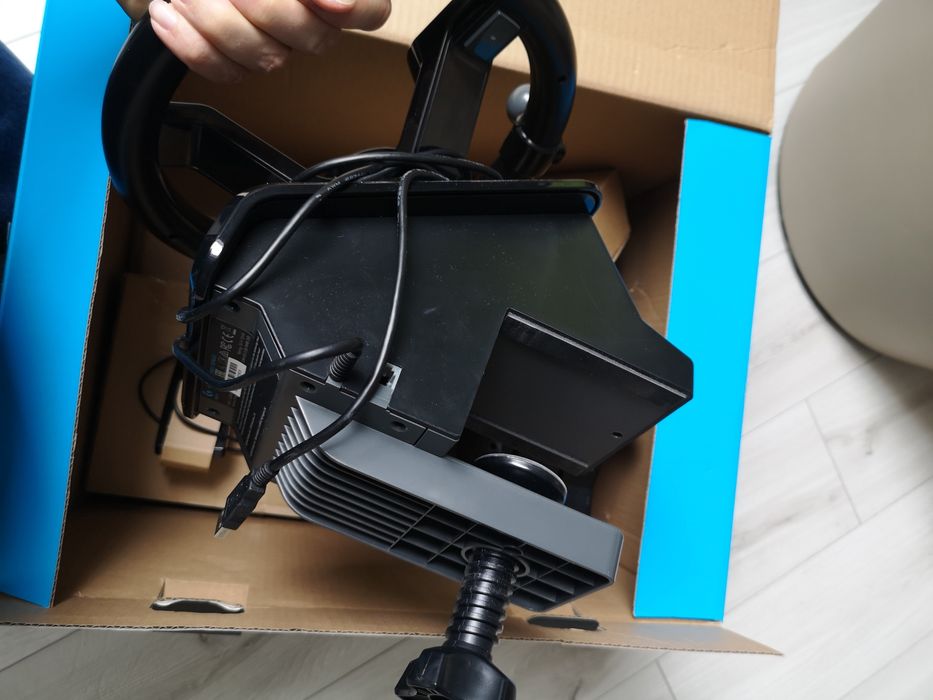 Kierownica LOGITECH