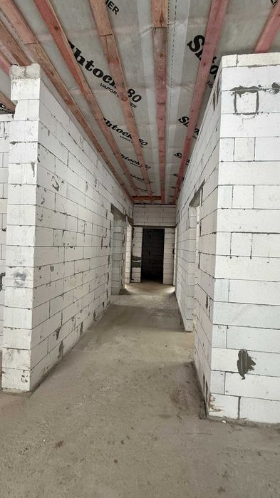 Без%. Будинок у мальовничій Бобриці серед сосен з терасою і простором.