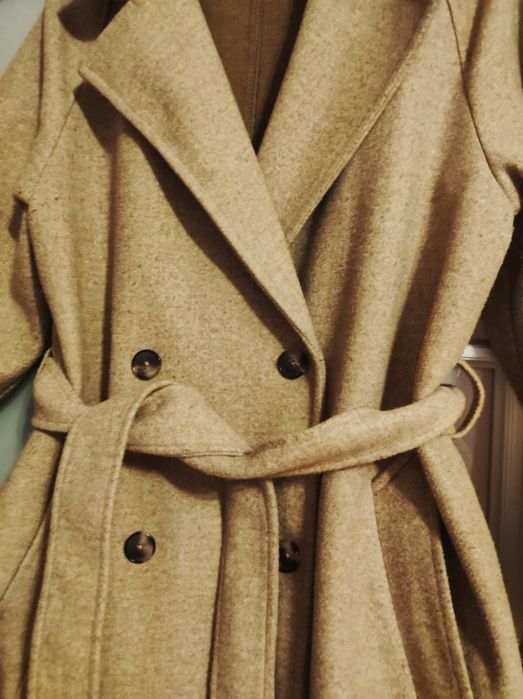 Płaszcz damski Stradivarius