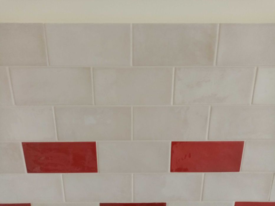 ponad pol metra malych tradycyjnych plytek na sprzedaz