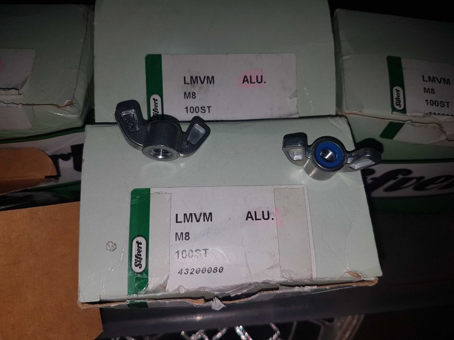 Nakrętki M8 samokontrujące Alu