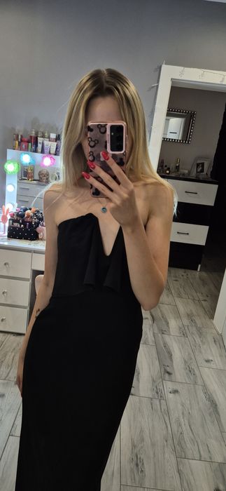 Czarna elegancka sukienka