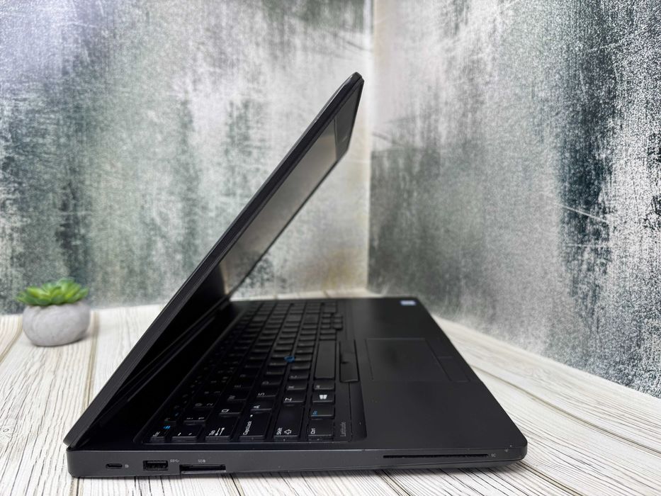 Dell 5580|15.6"FHD|i5-6300U|16 GB|SSD 256|опт\роз.