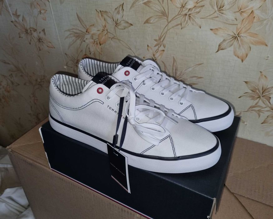 Кеди Tommy Hilfiger (розмір 46) Оригінал EU