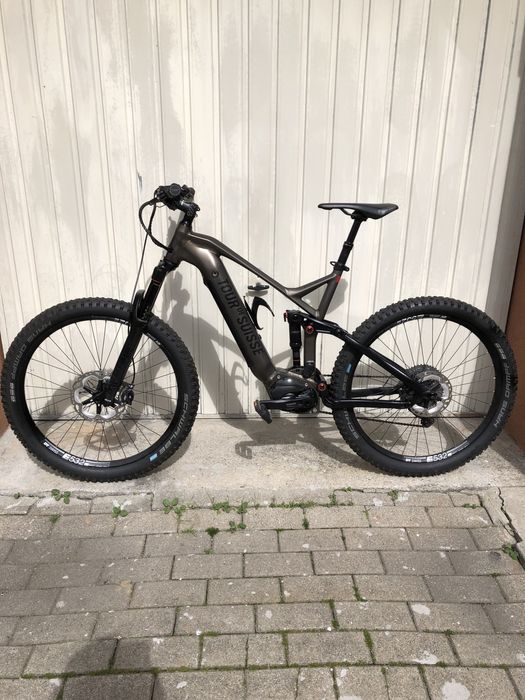 Bicicleta eletrica Tour de Suisse Bügeleisen com 64 Km ( Como Nova )