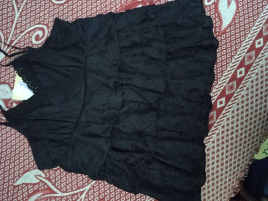 Стильный фирменный  шикарный топ топик