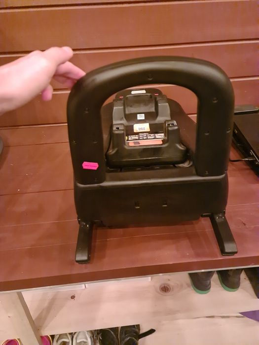 Fotelik samochodowy z bazą