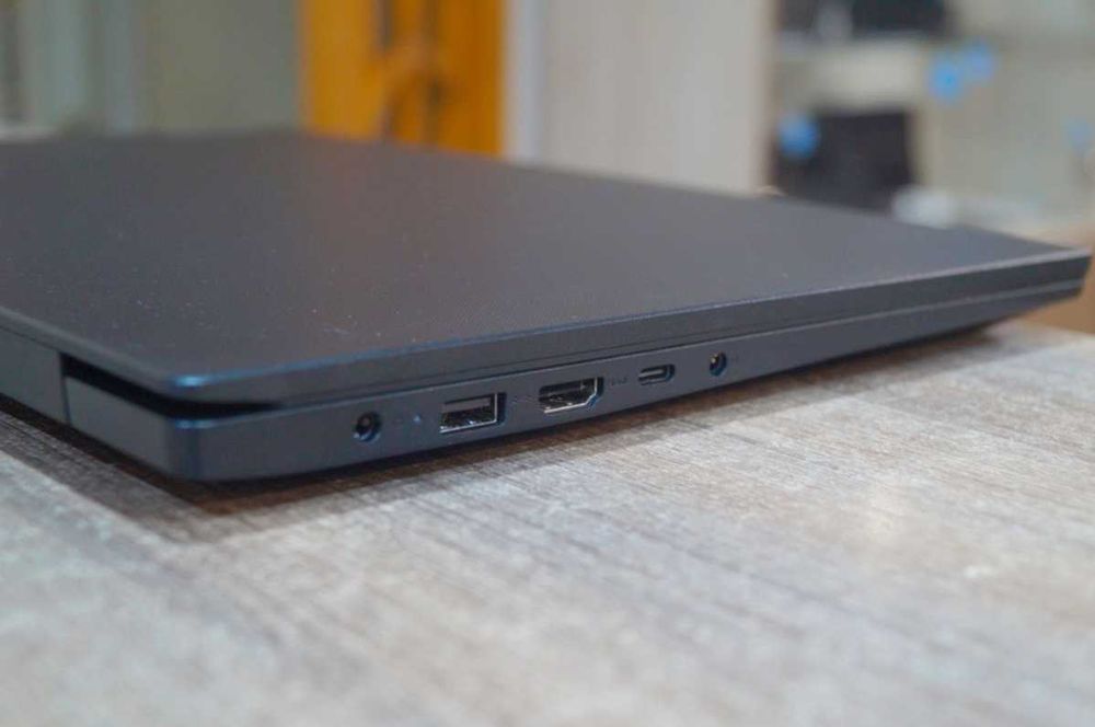 ГАРАНТІЯ Lenovo (FullHD/Ryzen 5 7520U/RAM 8ГБ LPDDR5/SSD 512ГБ)TVOYO