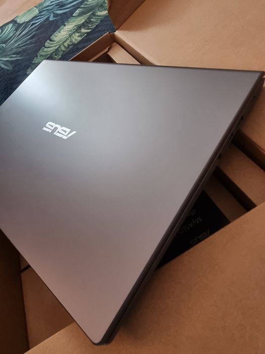 Notebook ASUS x515ea bq1445w używany stan bardzo dobry