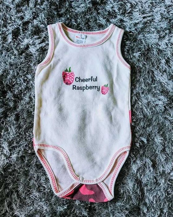 Body bez rękawów z nadrukiem rozmiar 68 NOWE