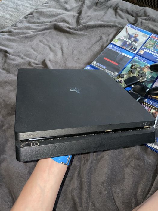 Sony Playstation 4 Slim 1TB