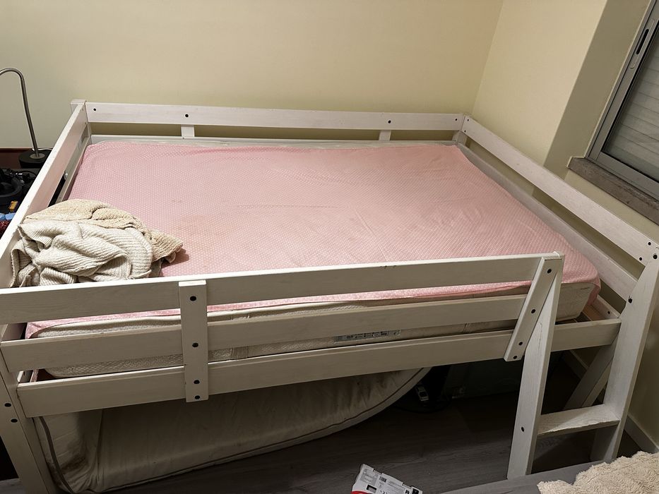 Cama infantil com colchao