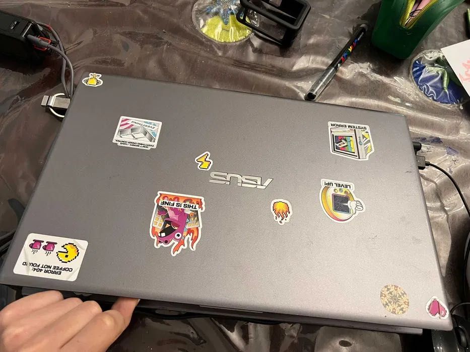 ASUS VivoBook X512FA