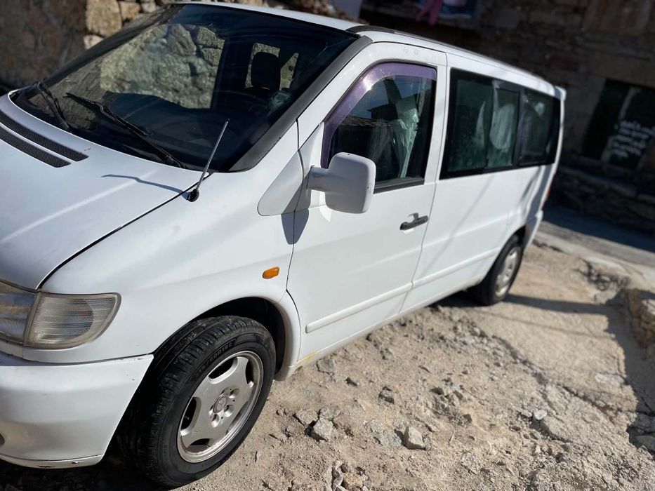 Mercedes Vito 112 CDi 6lugares, 120cv e com 190 mil km reais