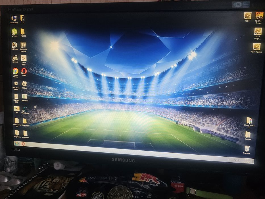 Монитор Samsung ex 2220,диагональ 22,1920х1080 full hd